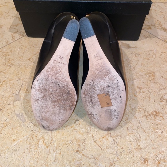 Chanel ankle booties. Worn once. Size 39. Originally $1595. - Picture 3 of 5